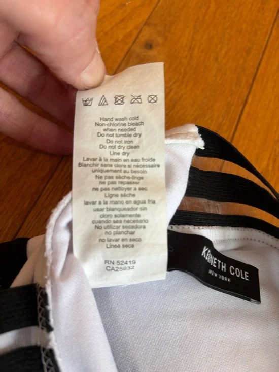 Kenneth Cole New York White and Black Striped One-Piece Swimsuit 🤍size Small - Picture 10 of 11